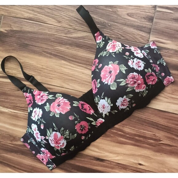 Strm Line Intimates Bra Size 42D Floral Wireless Seamless Adjustable Straps - Picture 1 of 7